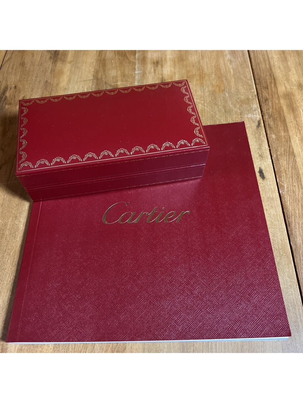 Authentic Cartier Red Eyeglass Presentation Box COT80023 Gold Garland w/Booklet